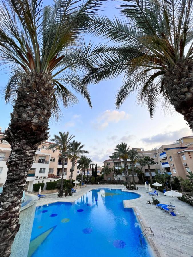 Iris Village Paphos Exterior photo
