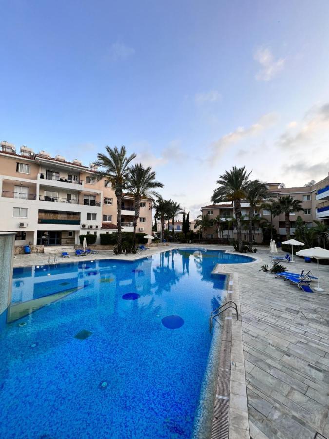 Iris Village Paphos Exterior photo
