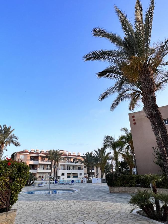 Iris Village Paphos Exterior photo